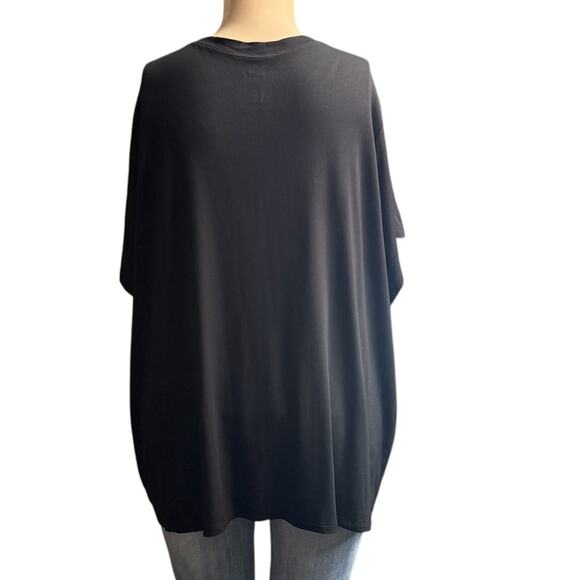 Torrid Graphic Tee Super Soft Knit Size 6X in Black - Picture 2 of 11